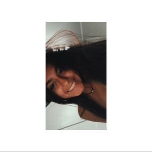 Meet your Posher, Vanessa